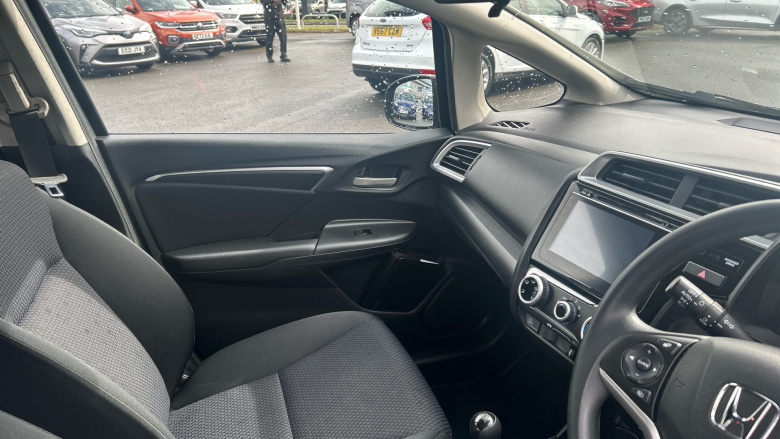 Honda Jazz 1.3 i-VTEC SE Navi 5dr Petrol Hatchback